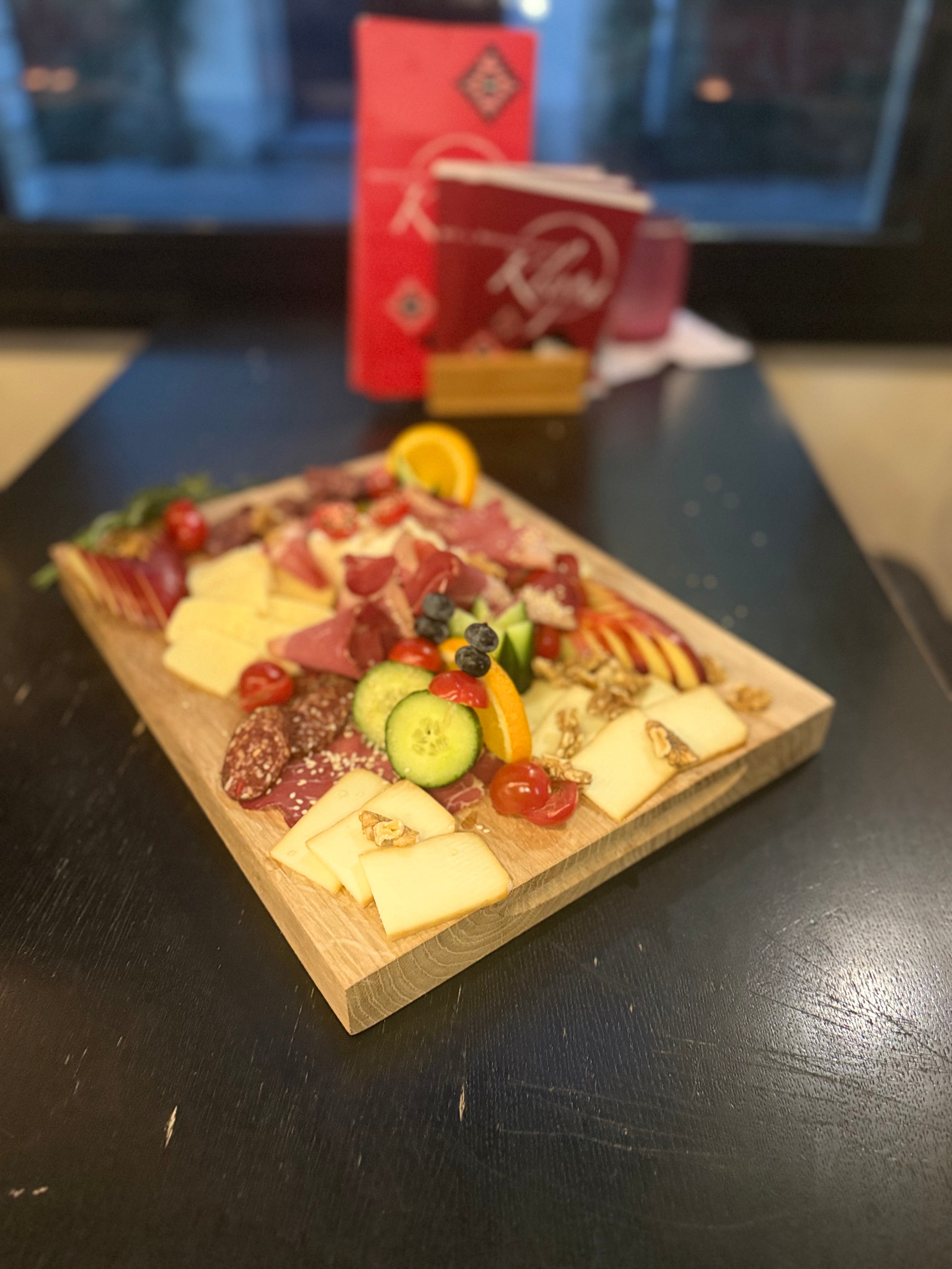 Meze & Snijplank van Bosnisch Eikenhout