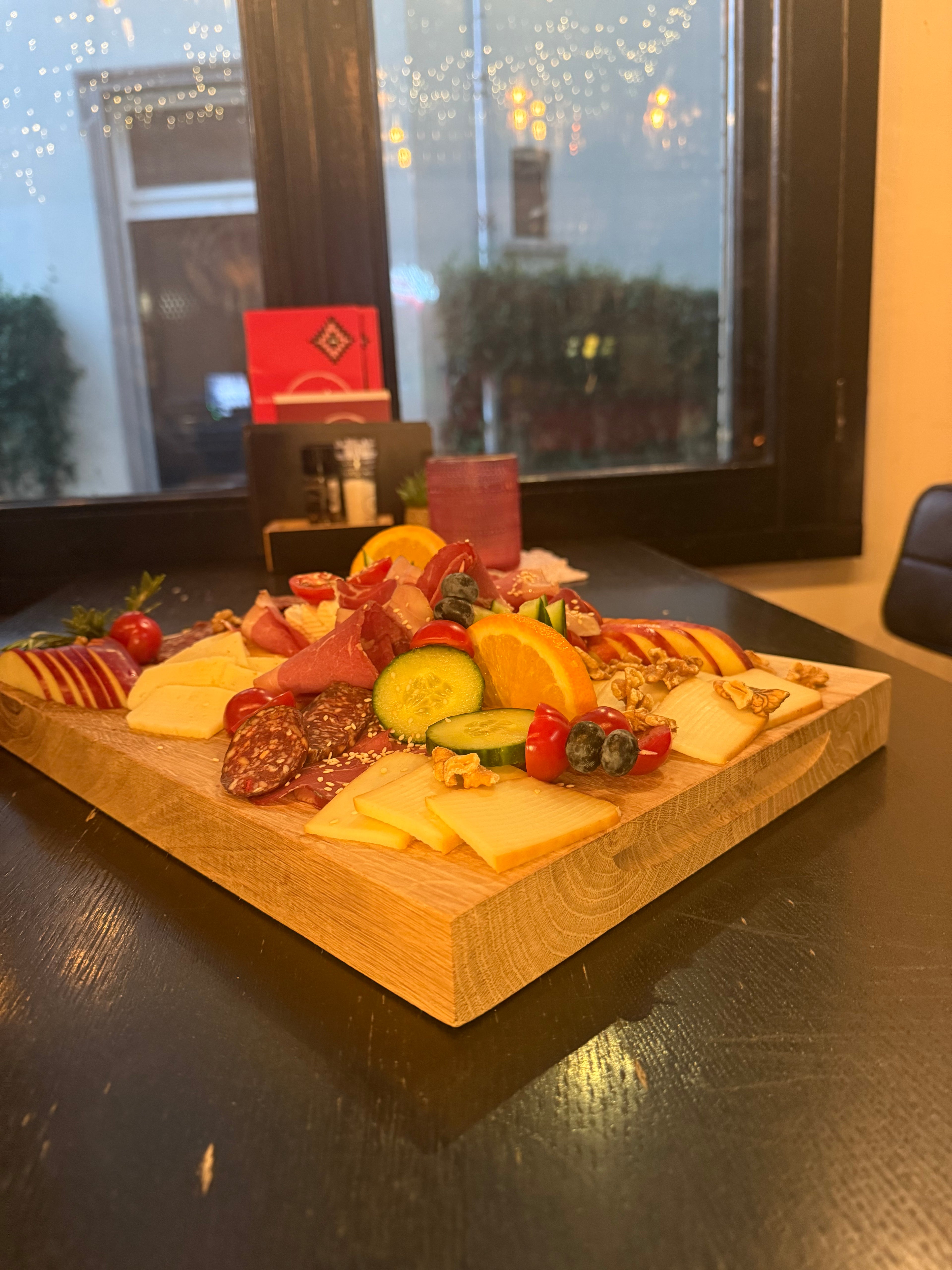 Meze & Snijplank van Bosnisch Eikenhout